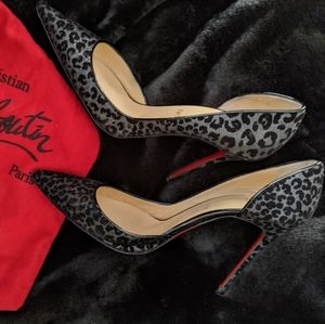 Black Velvet embossed leopard Louboutins (iriza)
